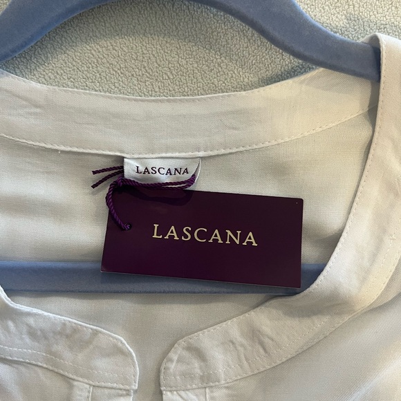 Women's White Lace-Detail Tunic Blouse - Picture 3 of 3